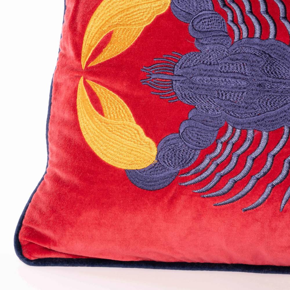 Les Ottomans Hand-embroidered cotton velvet EBC15 In Linea