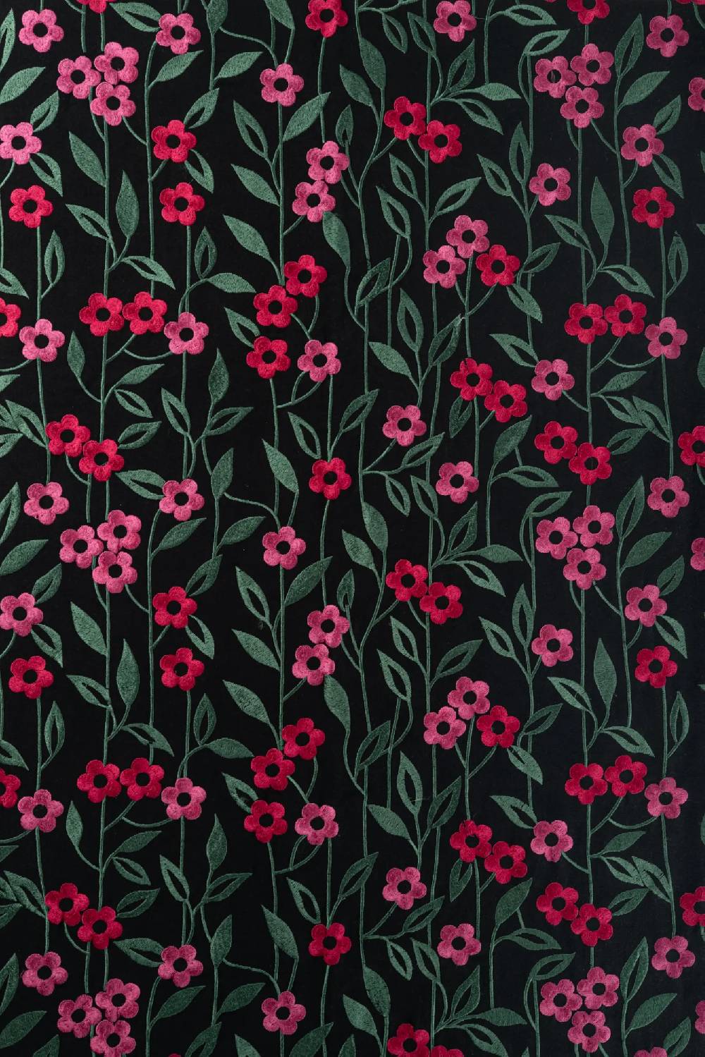 Les Ottomans Embroidered cotton tablecloth EBT07 Offerte