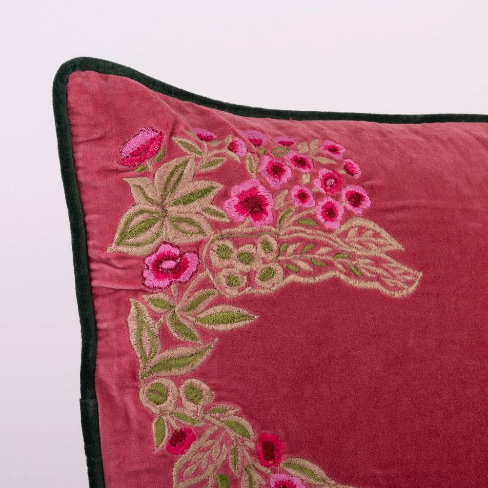 Les Ottomans Embroidered velvet cushion EBC24 Qualità Garantita