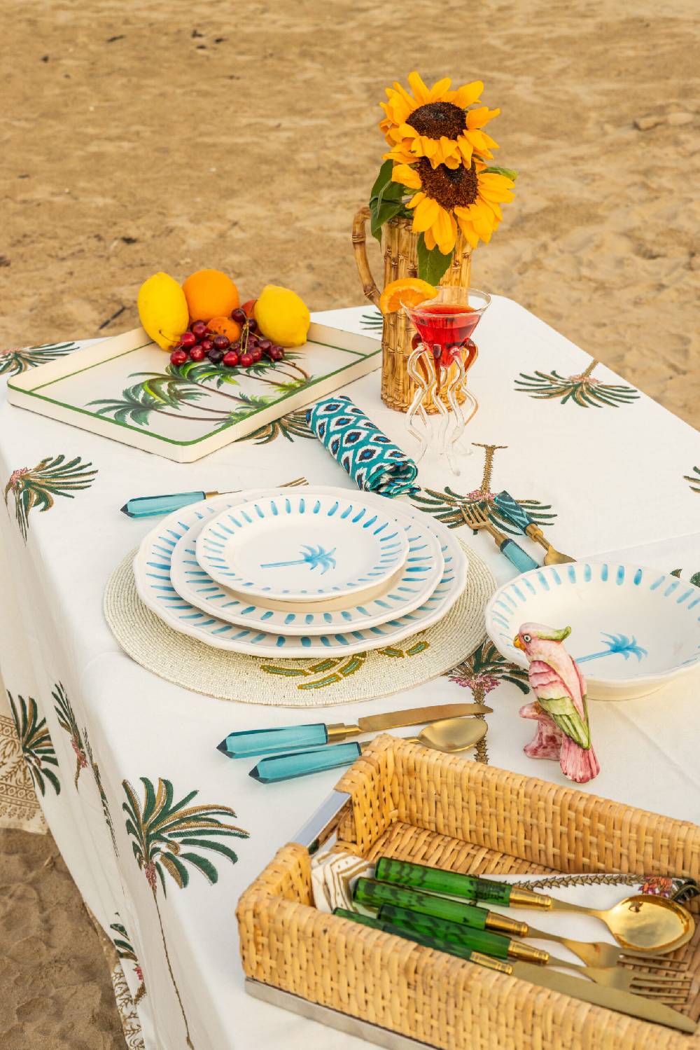 Les Ottomans Palm handpainted ceramic dinner plate Spedizione Gratuita