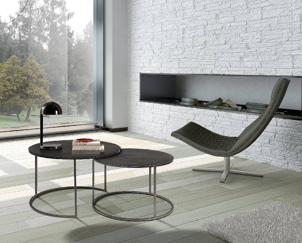 Novità Home Tavolino basso rotondo in metallo - set 1/2 Promozione