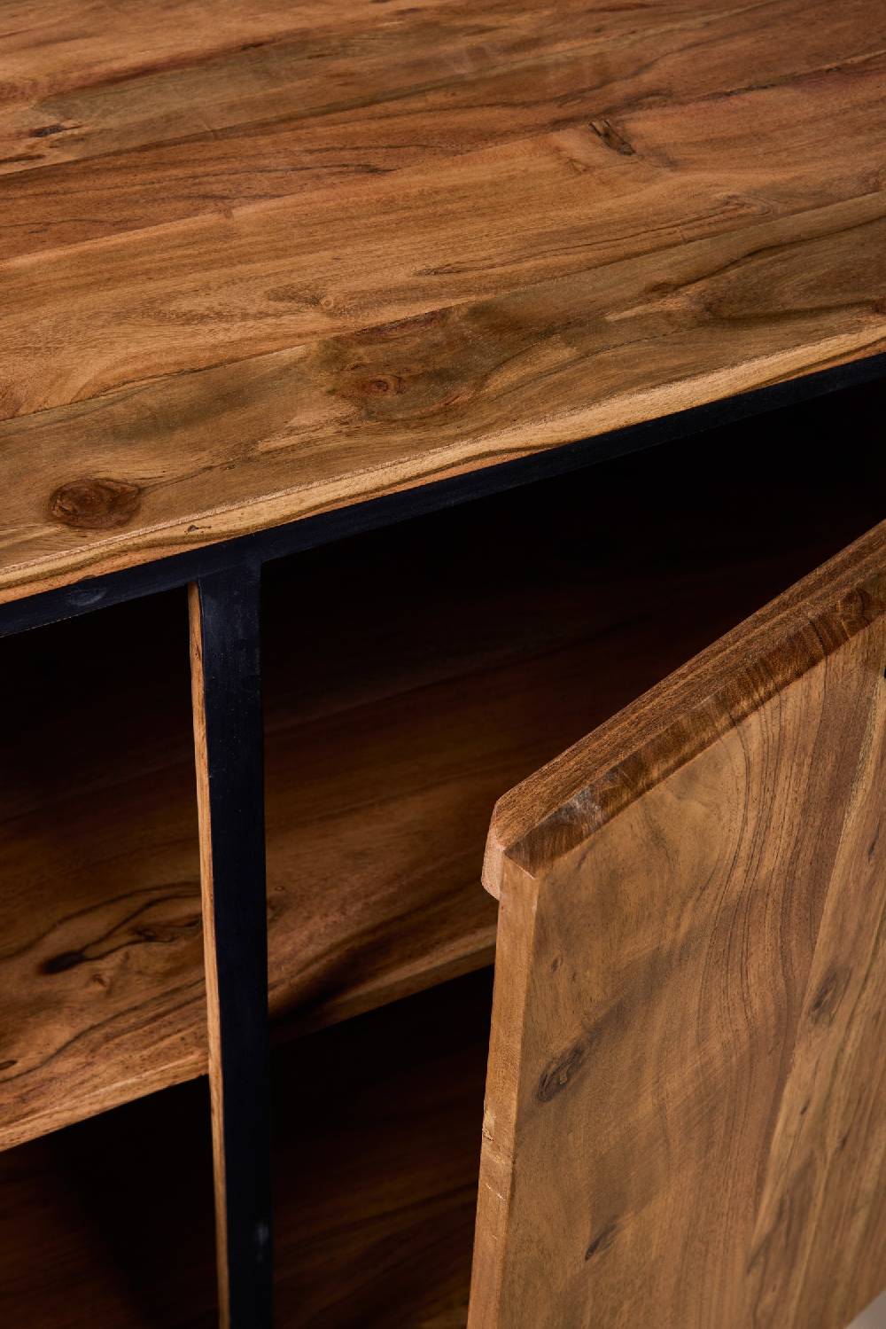 Novità Home Farley - Credenza 3 Sportelli In vendita