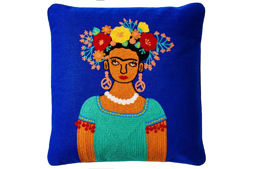 Novità Home Embroidery - cuscino lovers folk art mujer con sombrero de flore Prezzo Ridotto