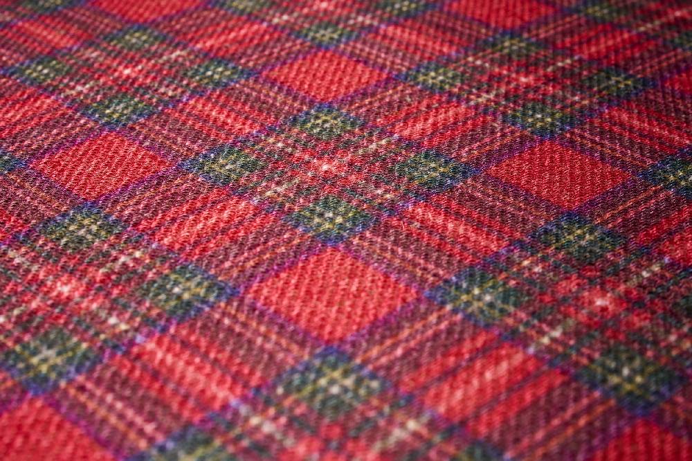 Novità Home Mackenzie - sgabello basso tondo tartan rosso bleached Offerta Giorno del Papà