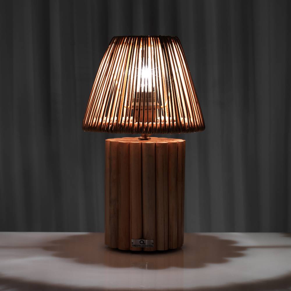 Oresteluchetta Lampada da tavolo HONEY Presa
