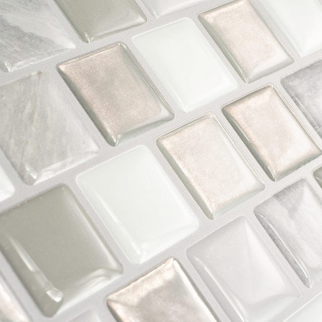 Leroymerlin Piastrella adesiva Brixia Casoria SMART TILES grigio 22.48 x 25.91 cm spessore 2 mm confezione da 4 pezzi Qualità