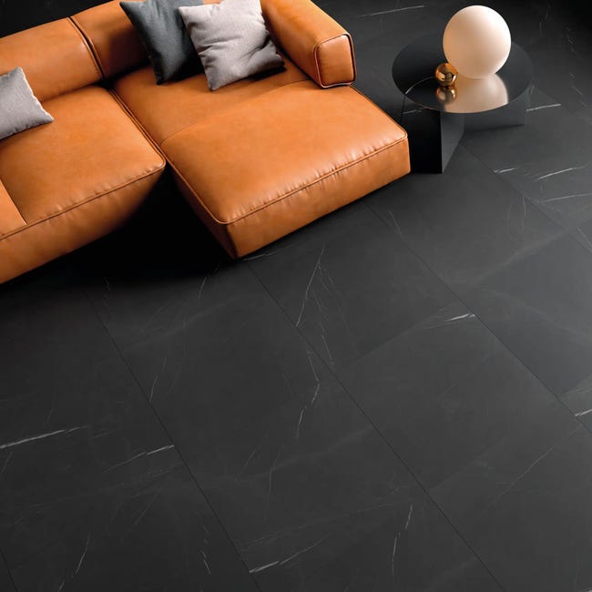 Leroymerlin Piastrella da pavimento interno rettificato Murano in gres porcellanato opaco nero 60 x 60cm Sp. 9 mm traffico intenso (pei 4/5) R9 Saldi Di Fabbrica