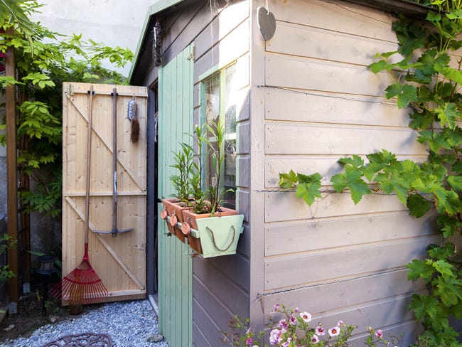 Leroymerlin Casetta da giardino DECOR ET JARDIN in legno Bouganville con porta battente semplice superficie totale 5.35 m² e spessore parete 12 mm Officina