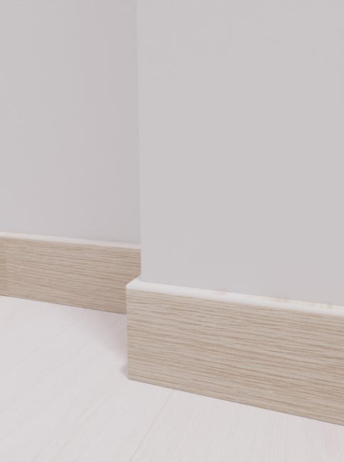 Leroymerlin Battiscopa Classic Young in mdf rovere Sp 10 mm x H 6.5 x L 220 cm / 2.2 m Cyber Monday