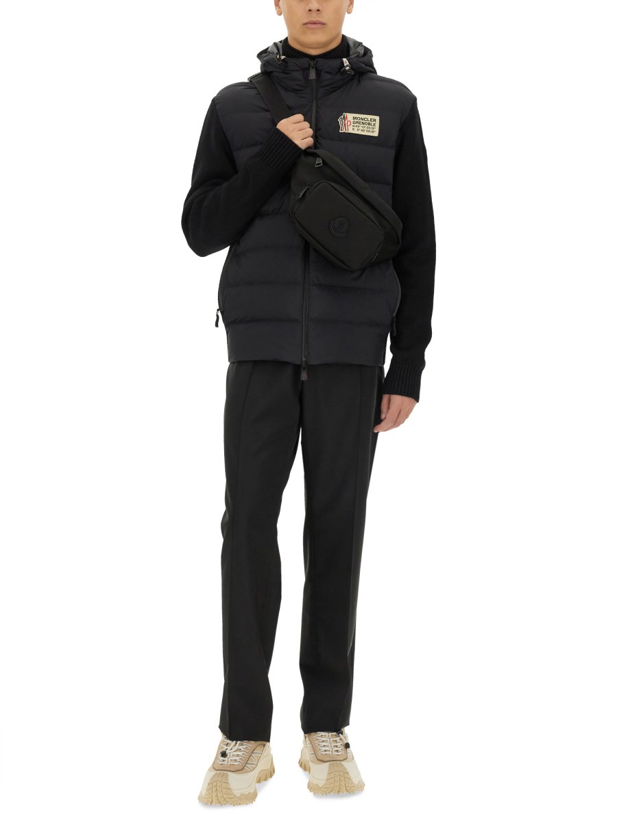 MONCLER GRENOBLE CARDIGAN CON LOGO In Saldo