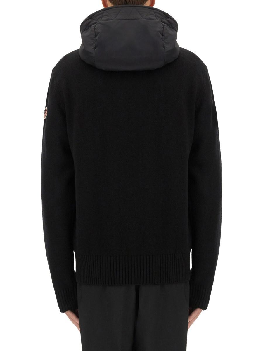 MONCLER GRENOBLE CARDIGAN CON LOGO In Saldo