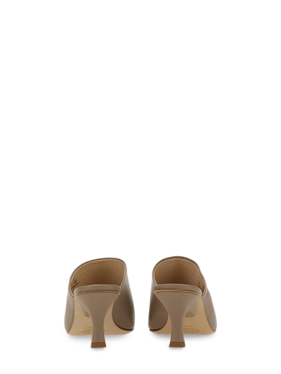 TOD&#39;S SANDALO IN PELLE Moda
