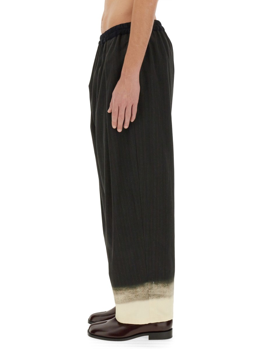 MAISON MARGIELA PANTALONE GESSATO TROMPE L'OEIL Comprane uno, ottenene uno gratis