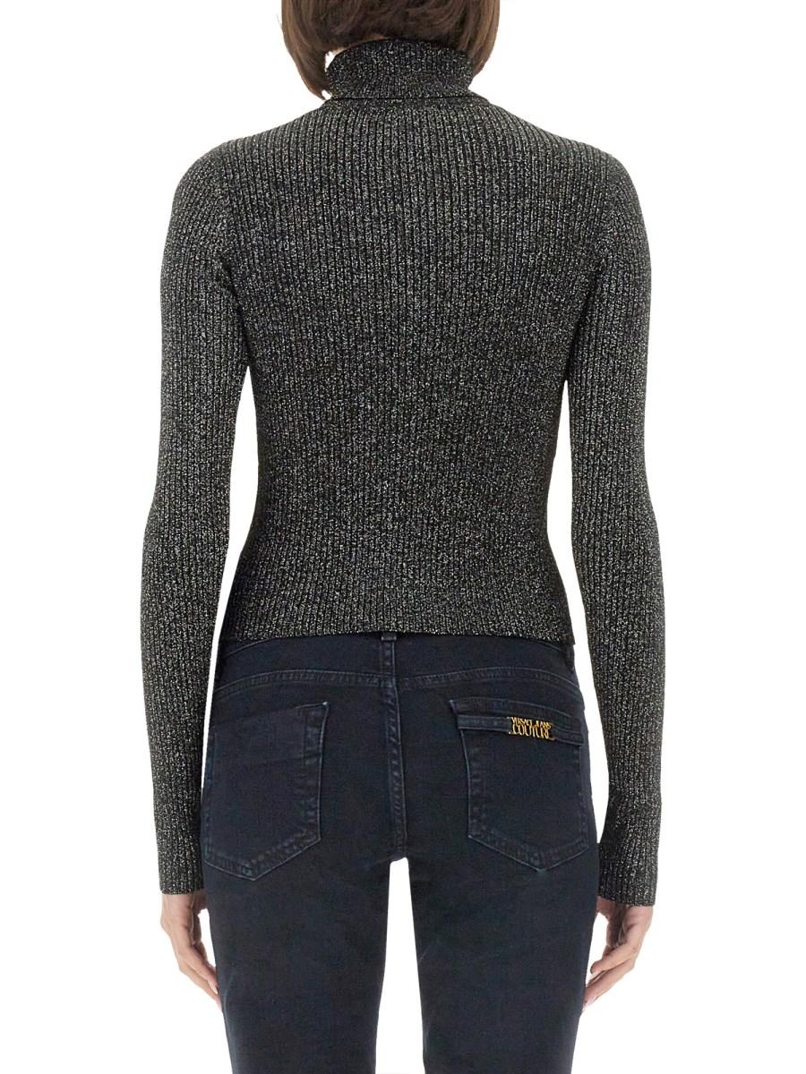VERSACE JEANS COUTURE MAGLIA IN LUREX CON LOGO Fino al 65% di sconto